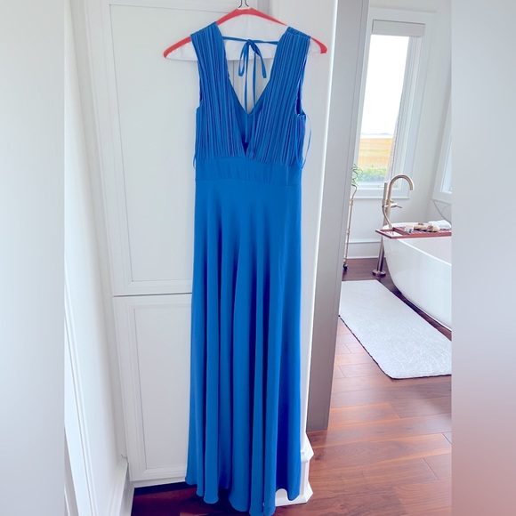 Bought in Italy to wear in the States. It didn’t fit. Pristine condition. - Picture 1 of 4